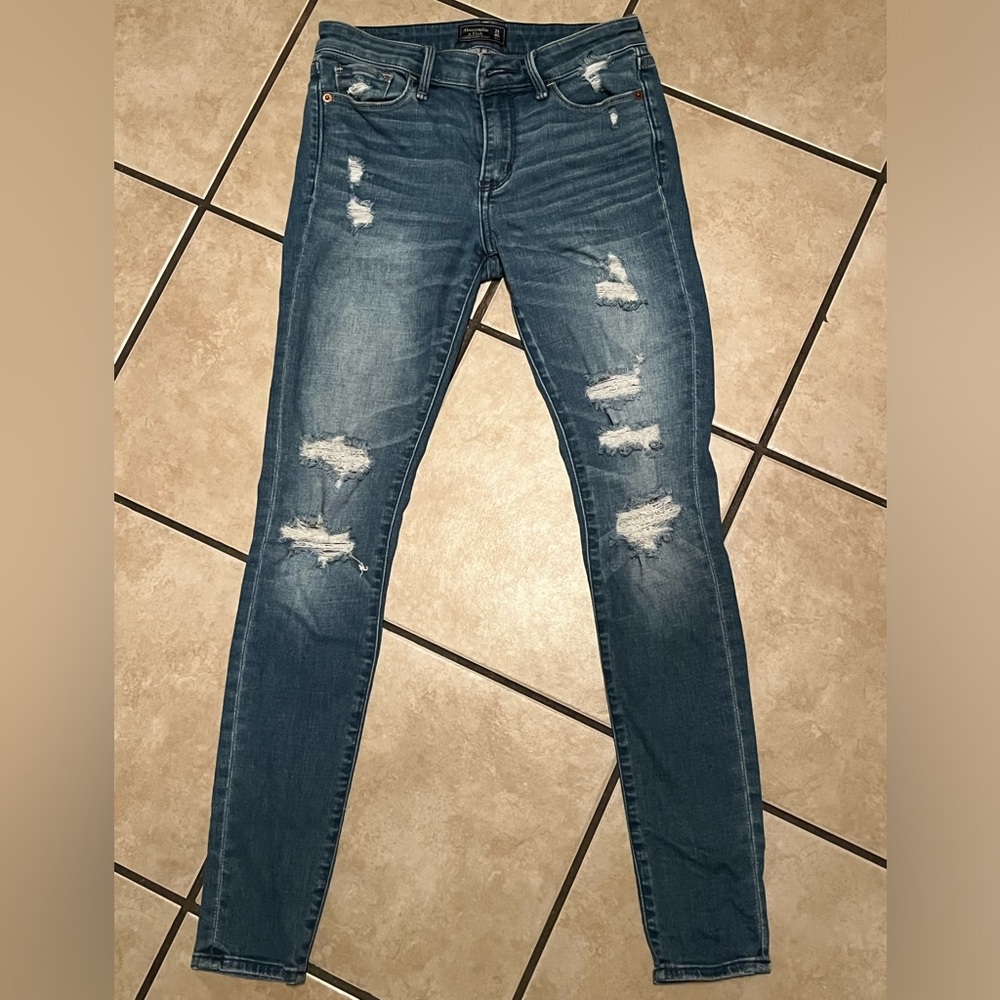 Abercombie & Fitch skinny jeans